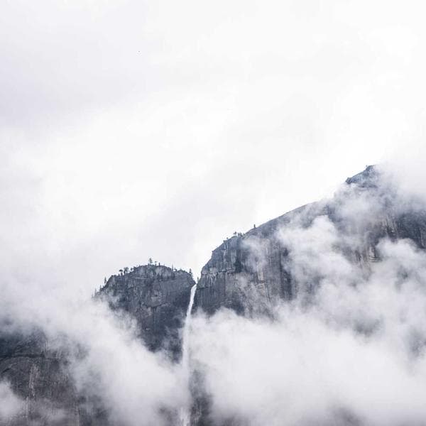 Luxury Stud Earrings 150 - View 3